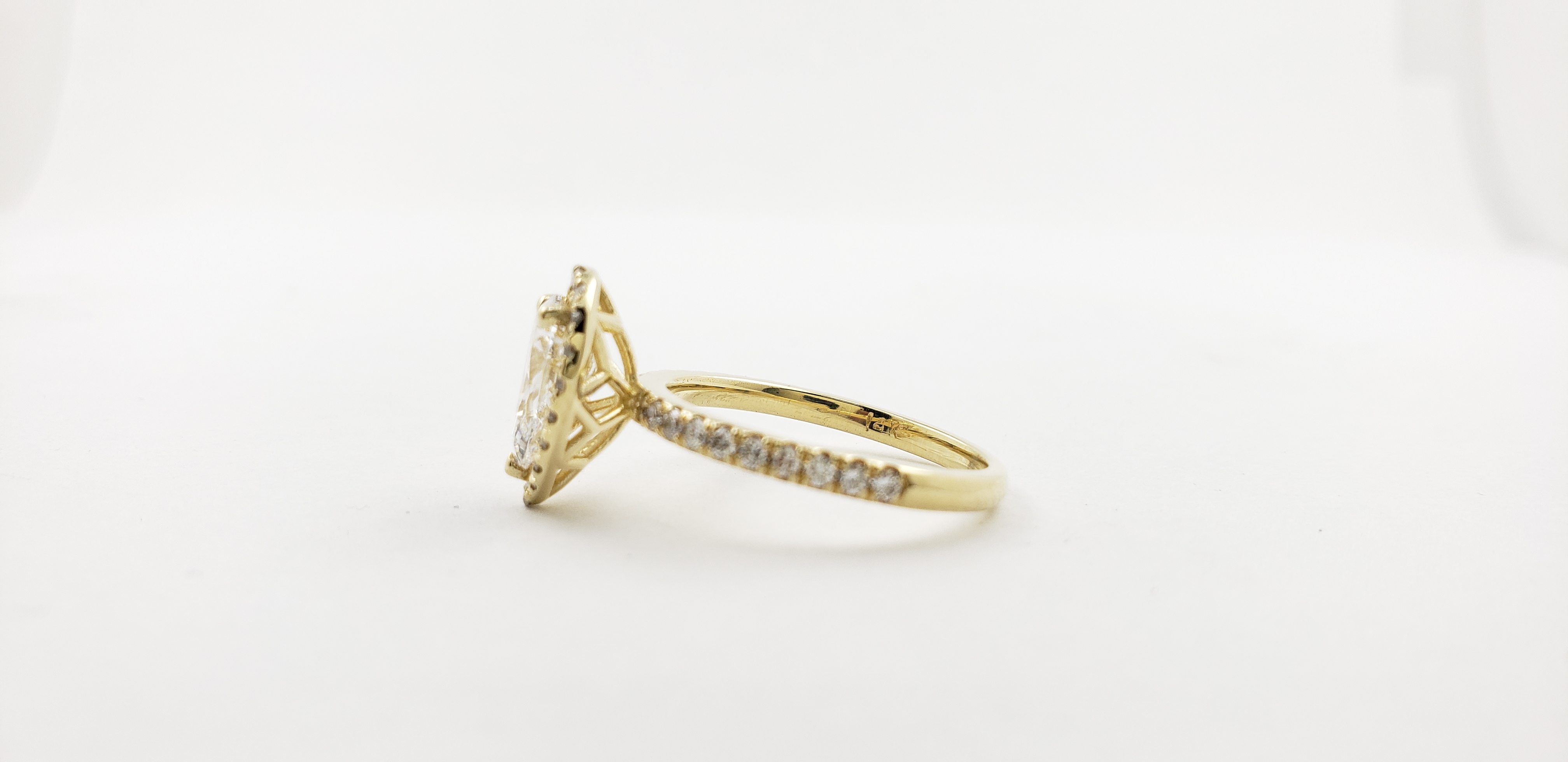 Pear Shape Diamond Ring with Halo